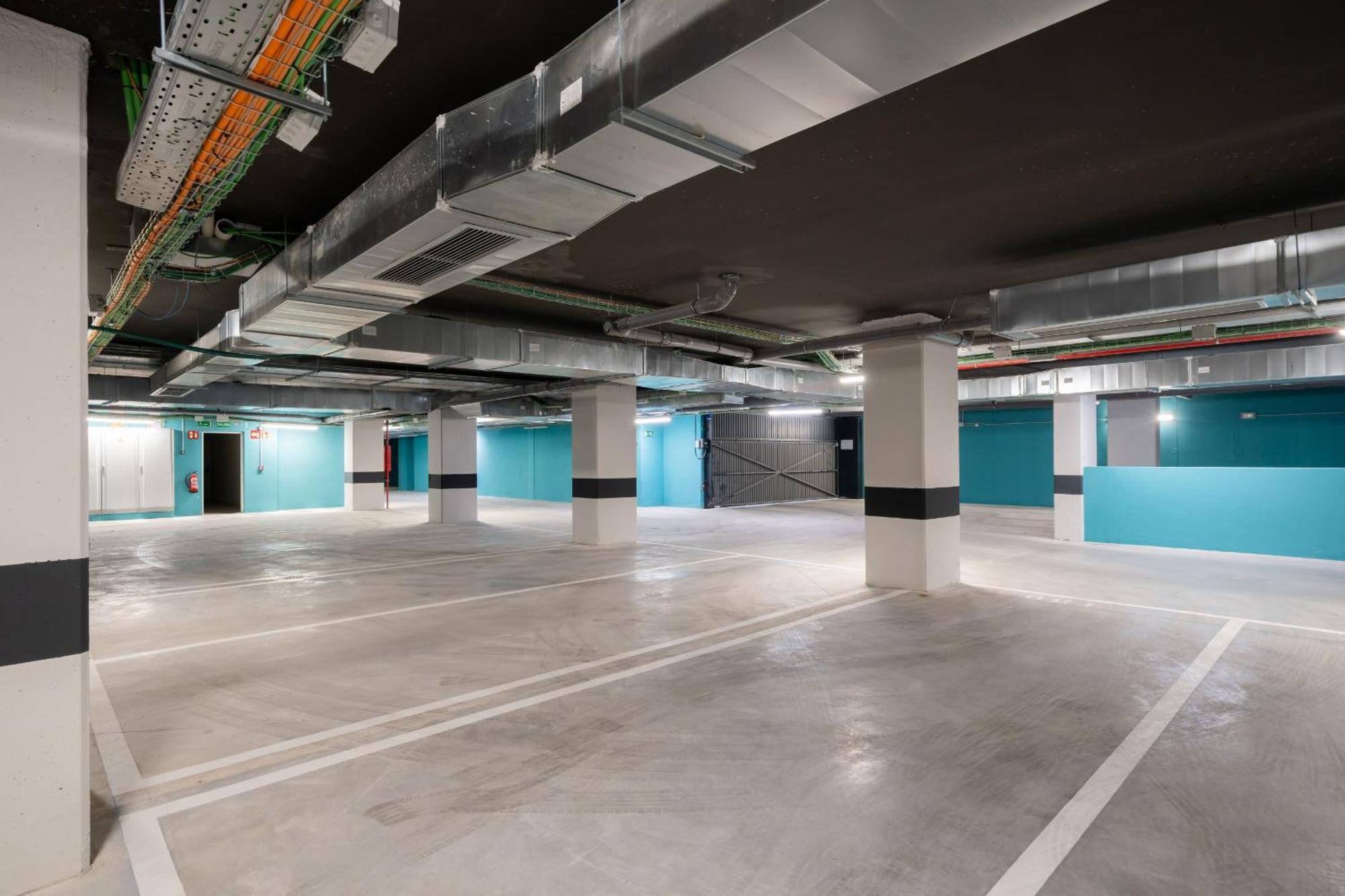 Loft Reformado Industrial Con Garaje Alquiler Temporal Apartment Madrid Exterior photo