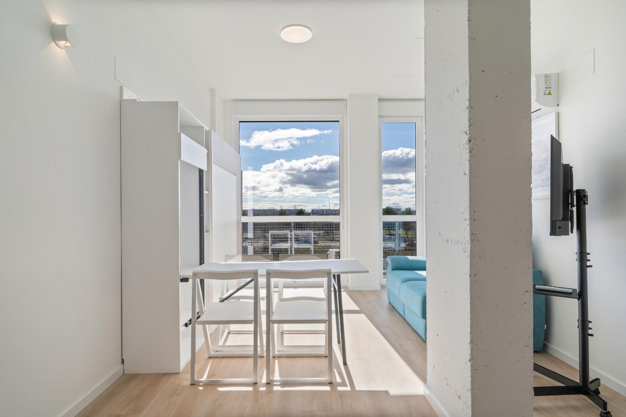 Loft Reformado Industrial Con Garaje Alquiler Temporal Apartment Madrid Exterior photo