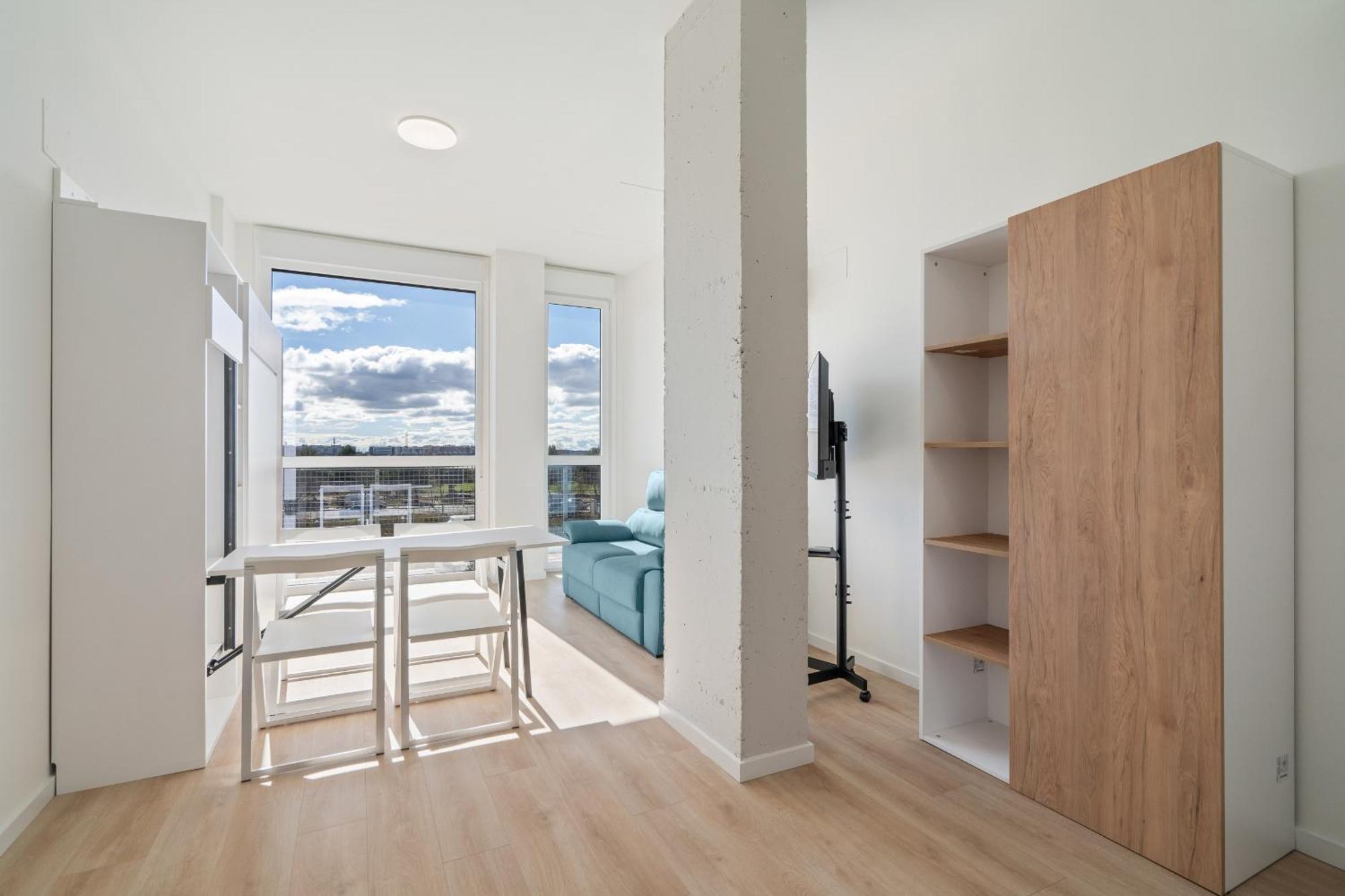 Loft Reformado Industrial Con Garaje Alquiler Temporal Apartment Madrid Exterior photo