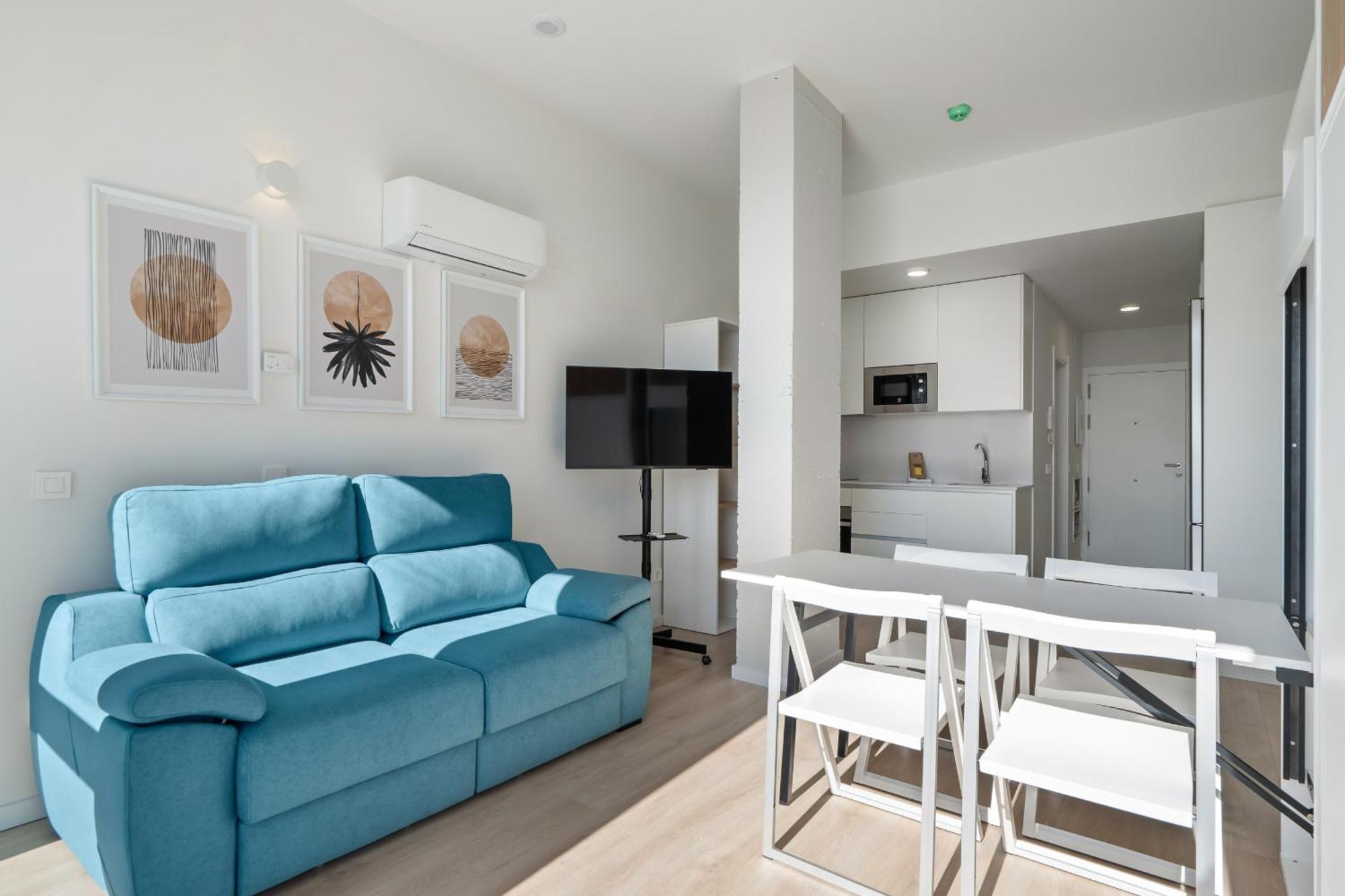 Loft Reformado Industrial Con Garaje Alquiler Temporal Apartment Madrid Exterior photo